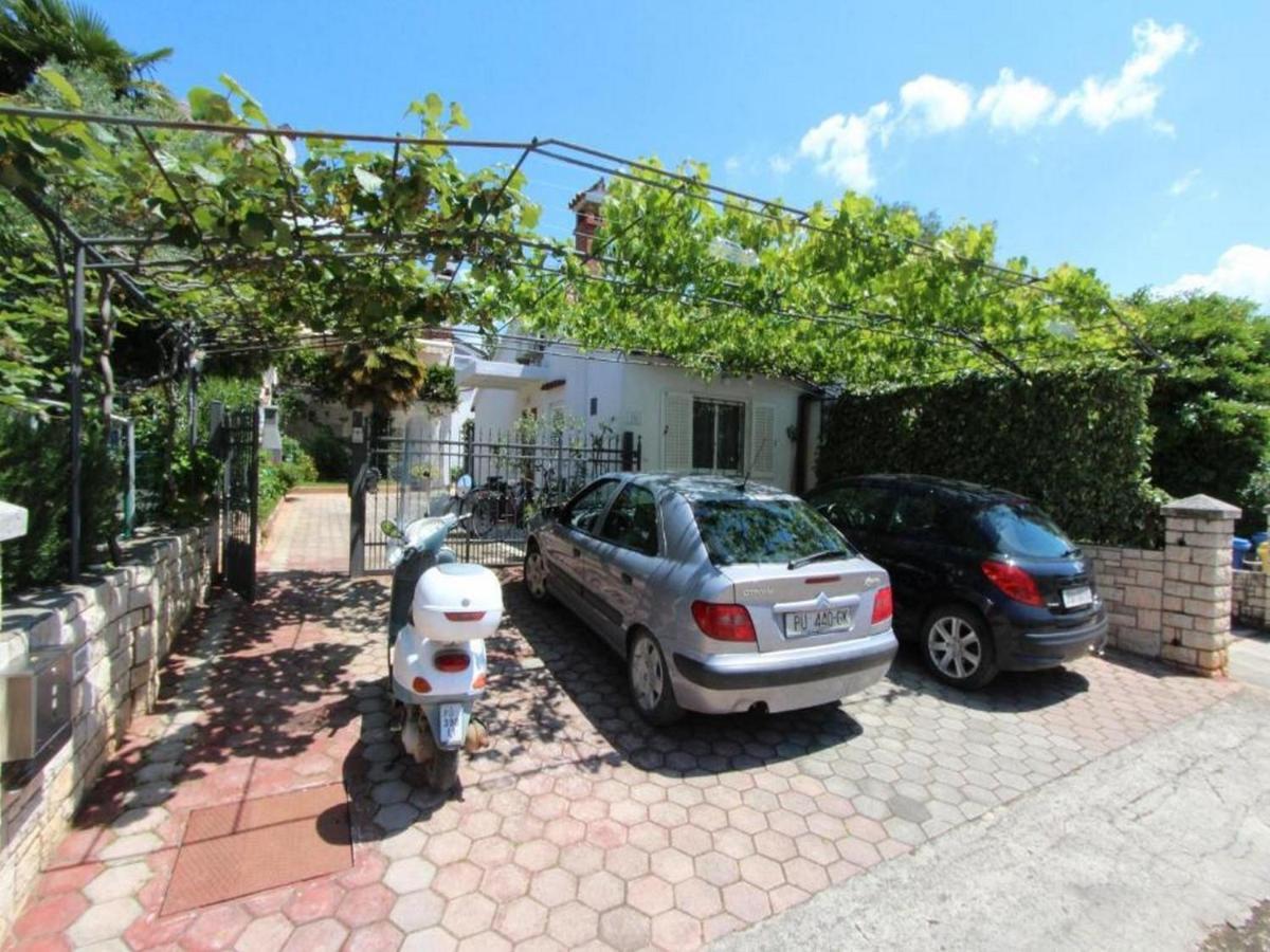 Apartments Frane روفينج الغرفة الصورة